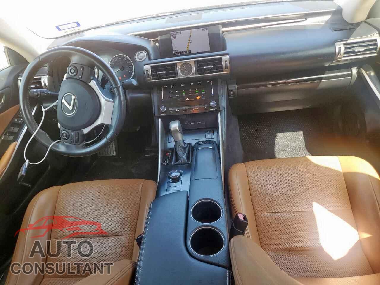 LEXUS IS 2014 - JTHBF1D22E5030117