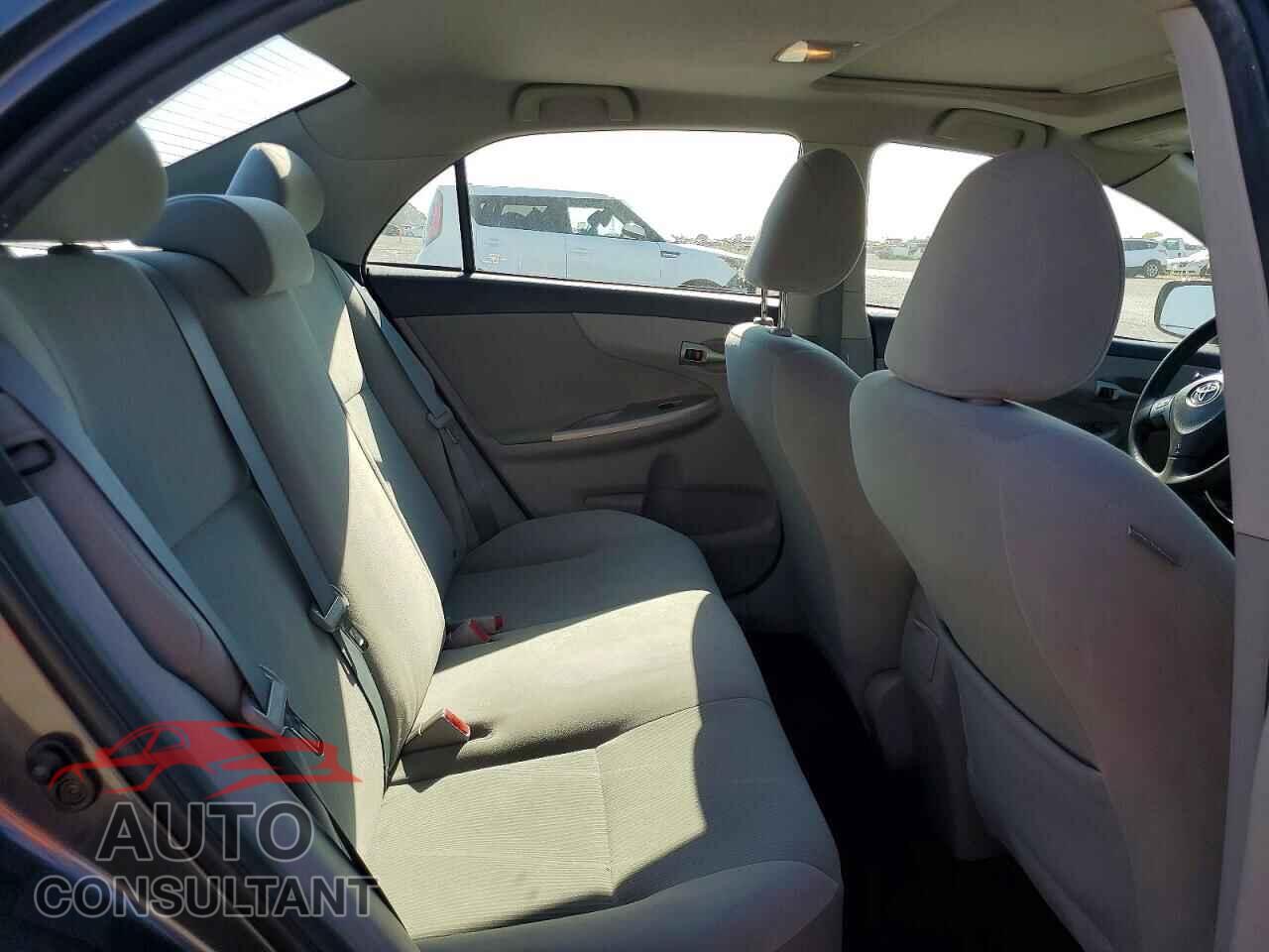 TOYOTA COROLLA 2012 - 2T1BU4EEXCC814059