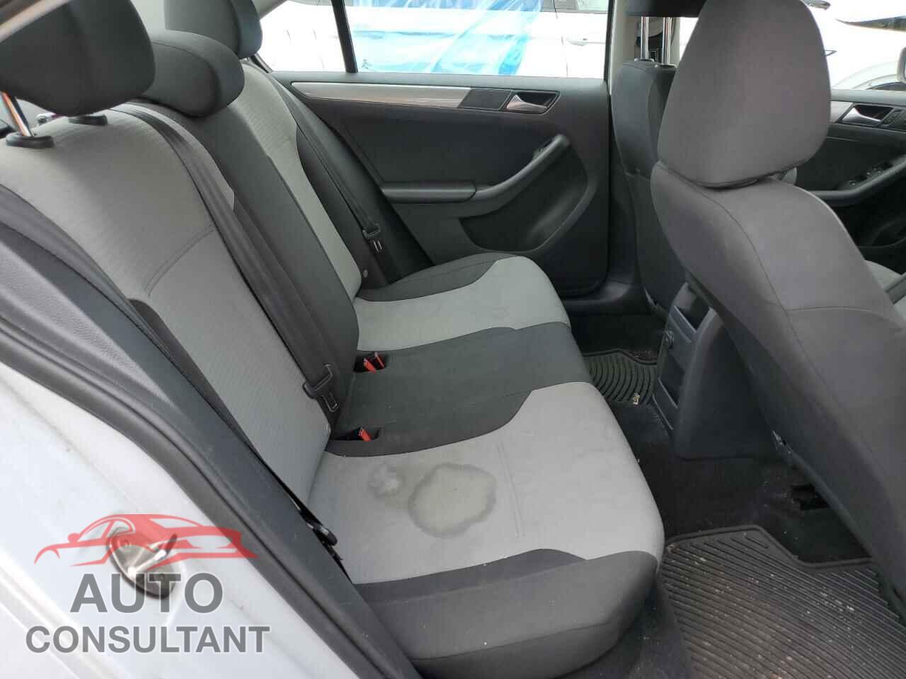 VOLKSWAGEN JETTA 2017 - 3VW2B7AJ3HM365328
