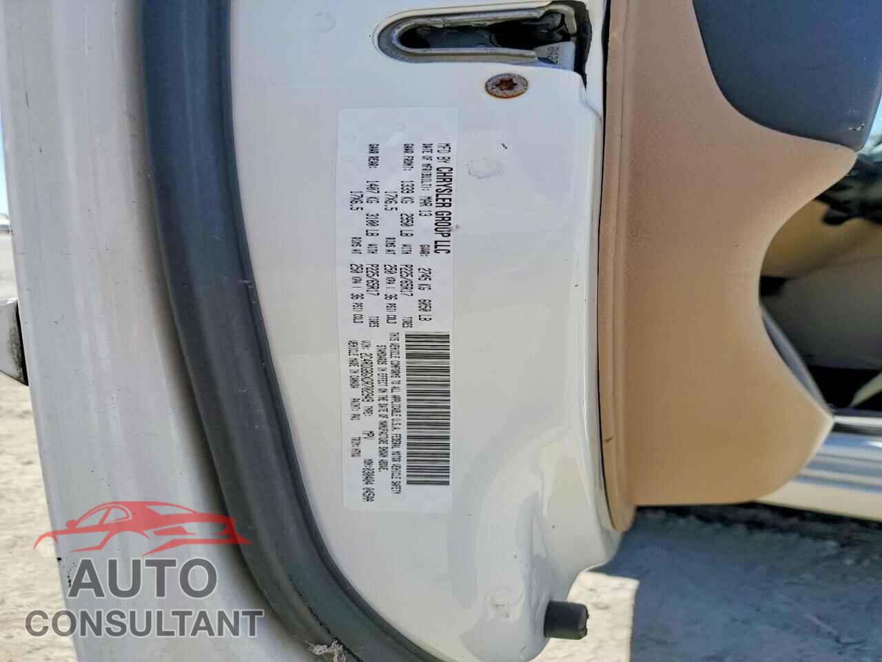 DODGE CARAVAN 2013 - 2C4RDGBGXDR702949