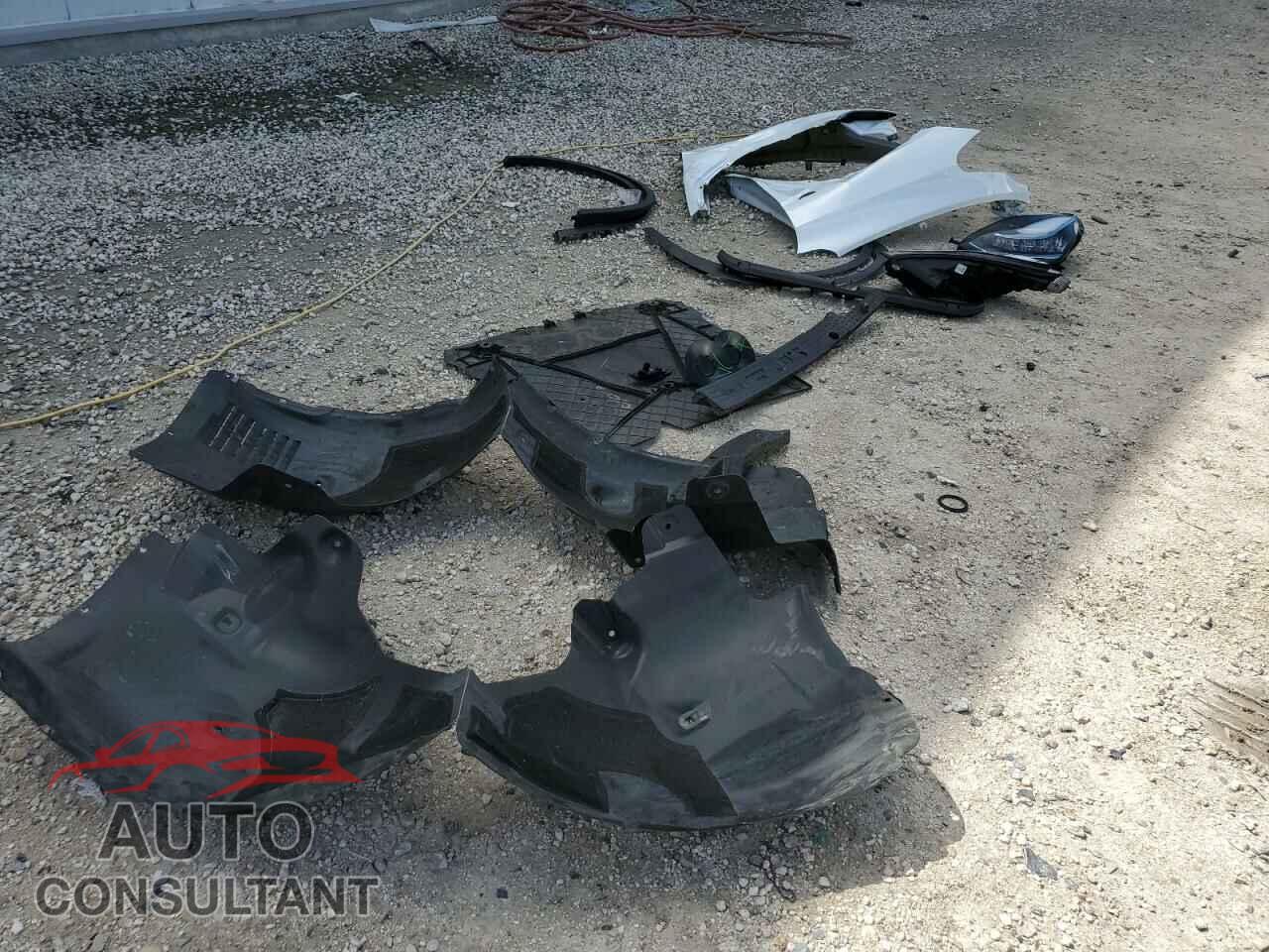 TESLA MODEL Y 2023 - 7SAYGDEE1PA053165