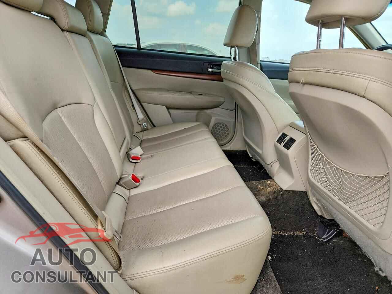 SUBARU OUTBACK 2014 - 4S4BRCLC2E3304955