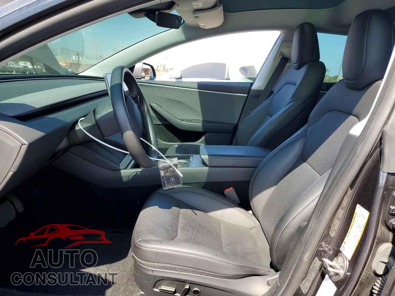 TESLA MODEL 3 2024 - 5YJ3E1EAXRF847080