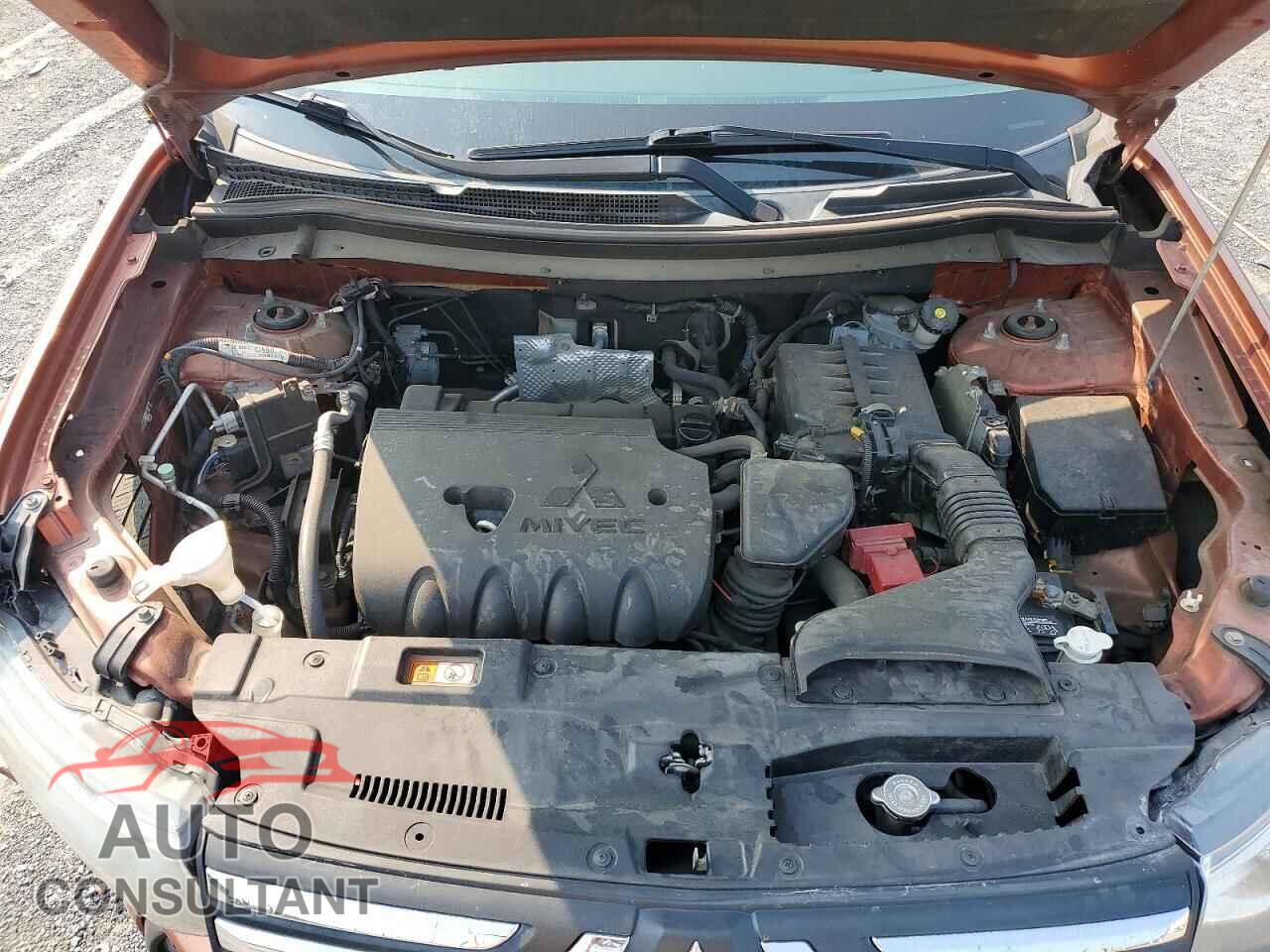MITSUBISHI OUTLANDER 2014 - JA4AD3A39EZ009523