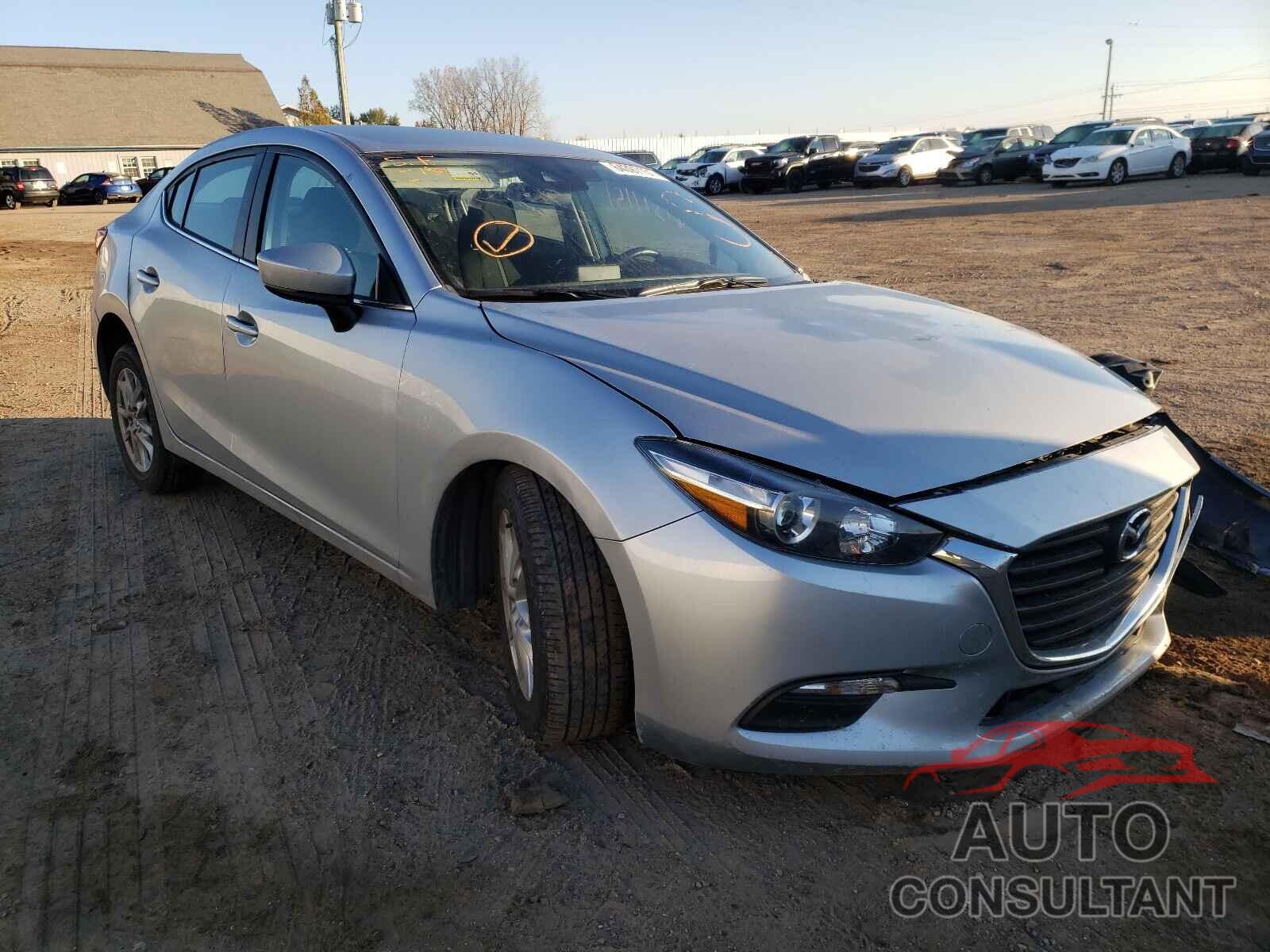 MAZDA 3 2018 - 3MZBN1U79JM194286