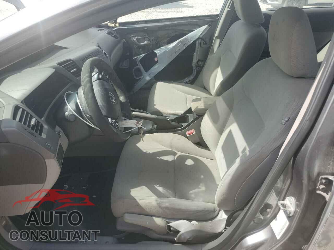 HONDA CIVIC 2012 - 2HGFB2F57CH322221