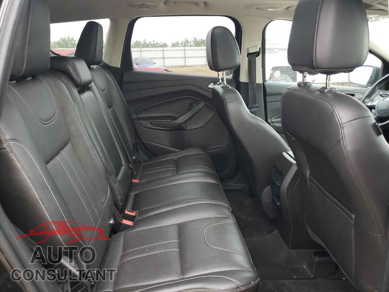 FORD ESCAPE 2013 - 1FMCU9J90DUB73823