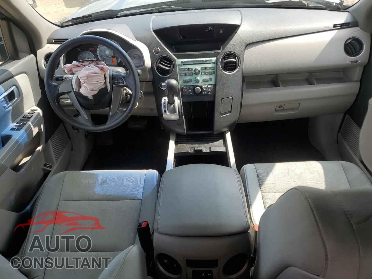 HONDA PILOT 2011 - 5FNYF4H20BB014046