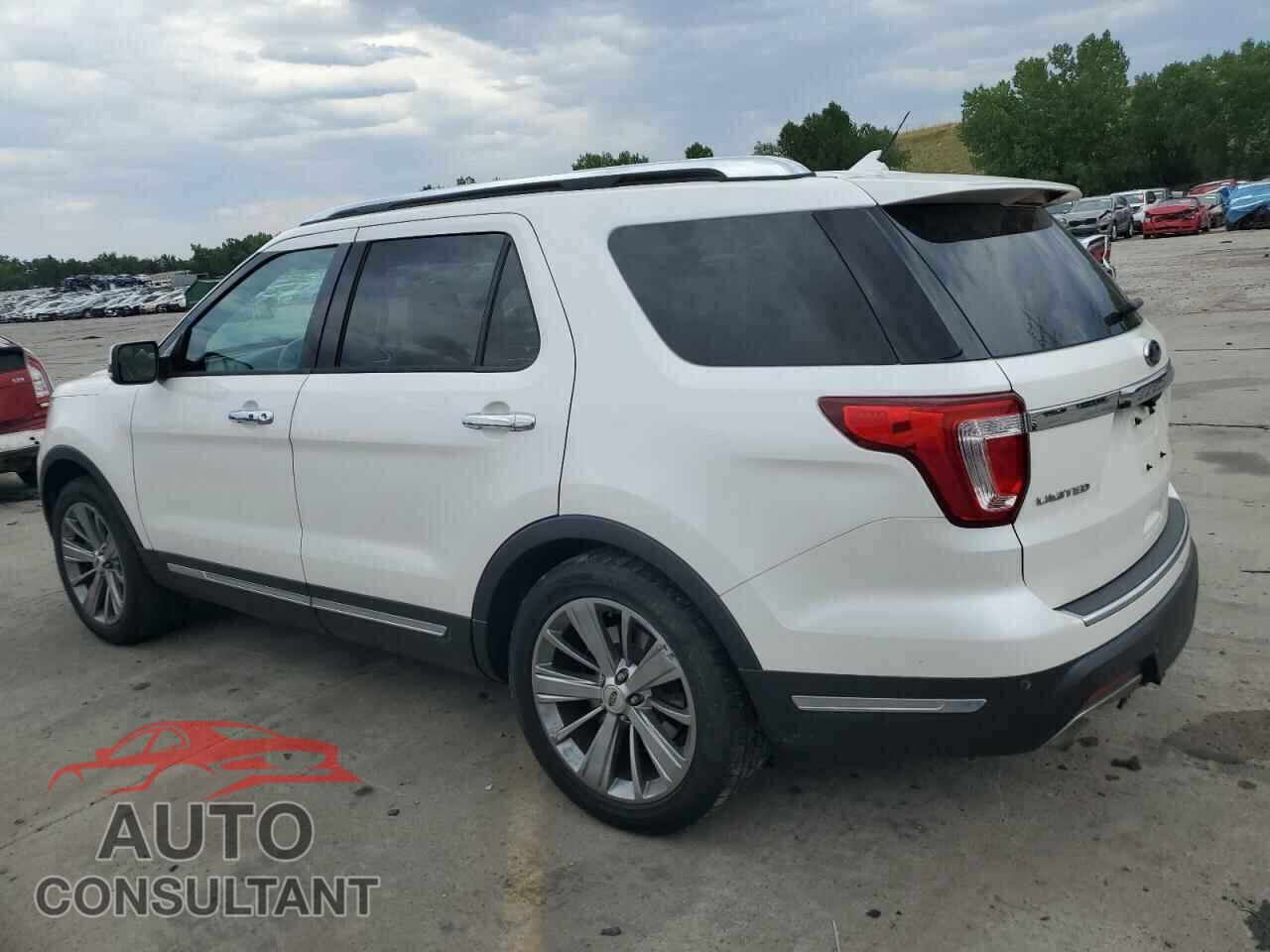 FORD EXPLORER 2018 - 1FM5K7F8XJGA85312