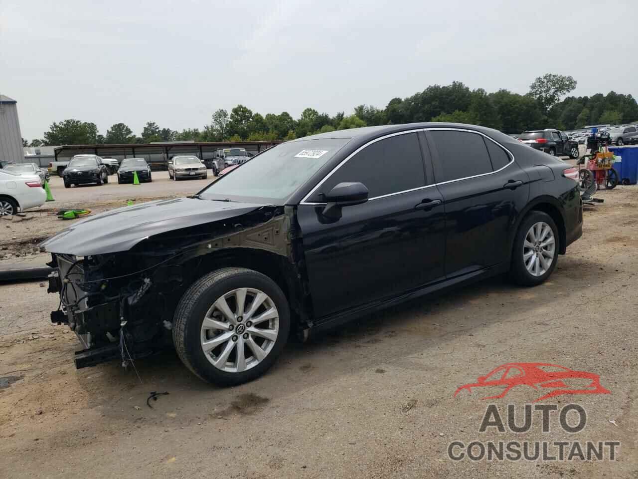 TOYOTA CAMRY 2018 - 4T1B11HK0JU080553