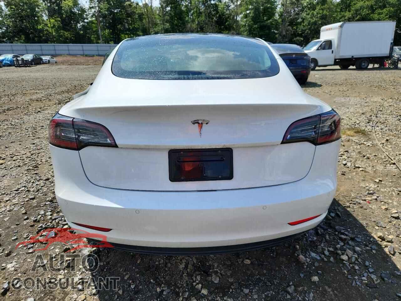 TESLA MODEL 3 2021 - 5YJ3E1EA4MF017591
