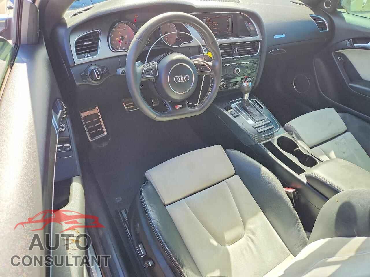 AUDI S5/RS5 2013 - WAUCGAFR8DA017825
