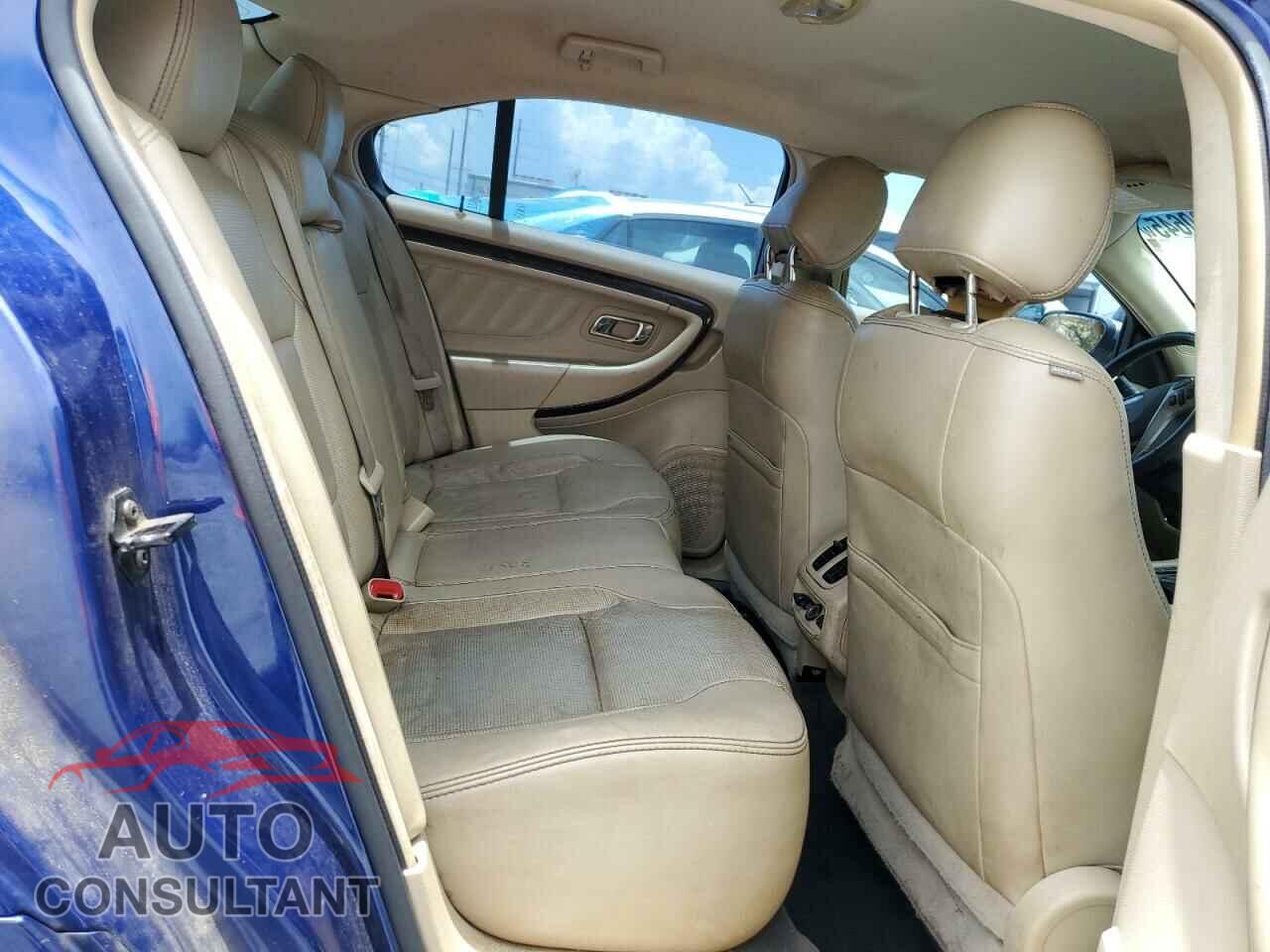 FORD TAURUS 2013 - 1FAHP2F82DG101082