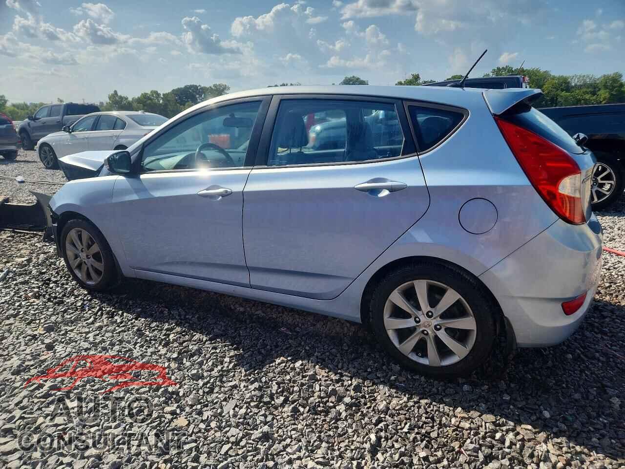 HYUNDAI ACCENT 2014 - KMHCU5AE3EU173595