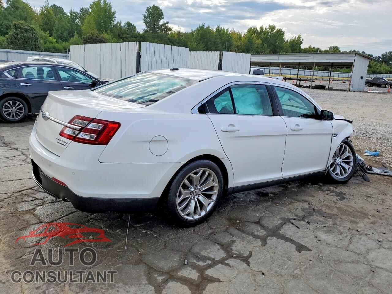 FORD TAURUS 2017 - 1FAHP2F8XHG104060
