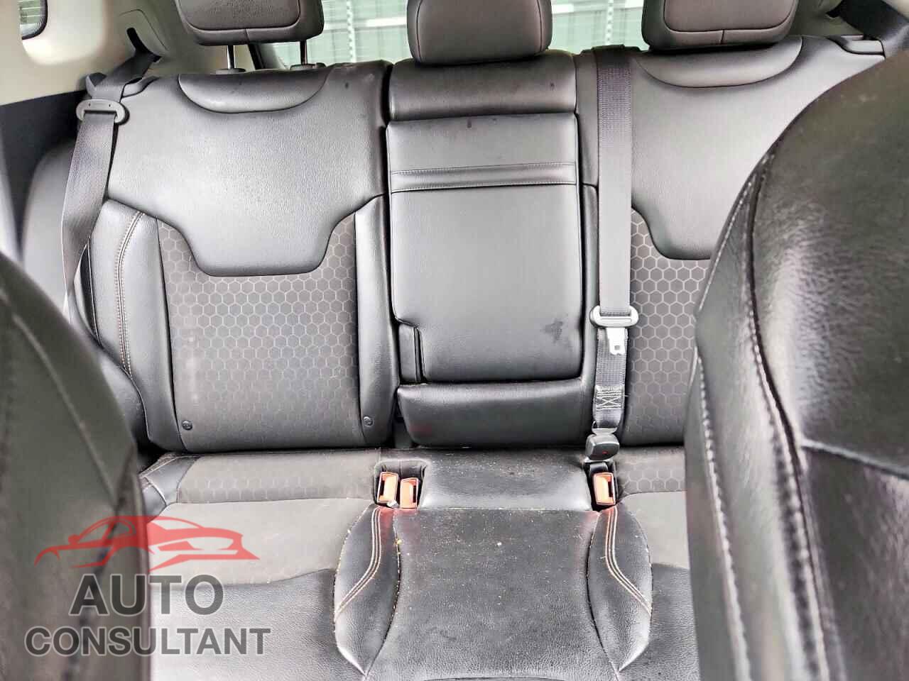 JEEP COMPASS 2018 - 3C4NJDBB5JT307984