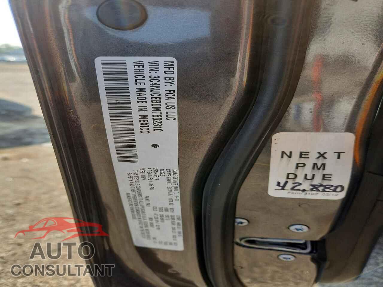 JEEP COMPASS 2021 - 3C4NJCEB0MT602310