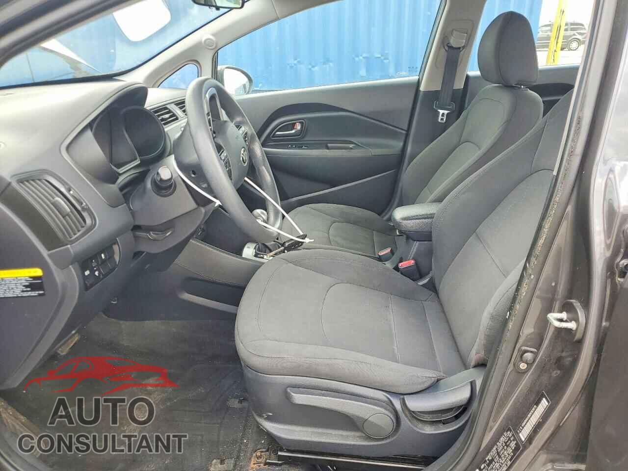 KIA RIO 2013 - KNADN4A36D6165876