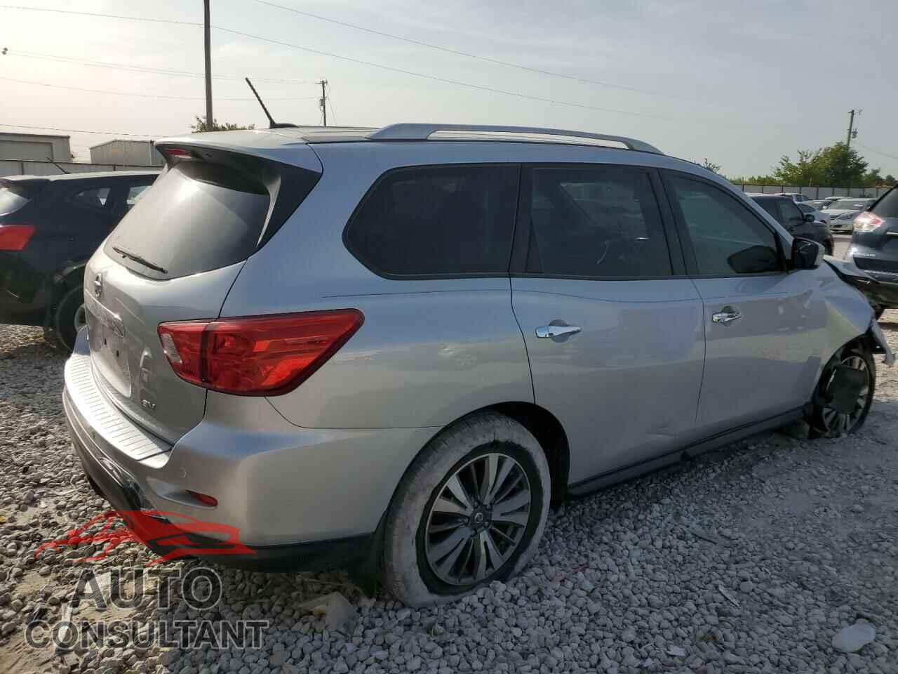 NISSAN PATHFINDER 2017 - 5N1DR2MN6HC909200