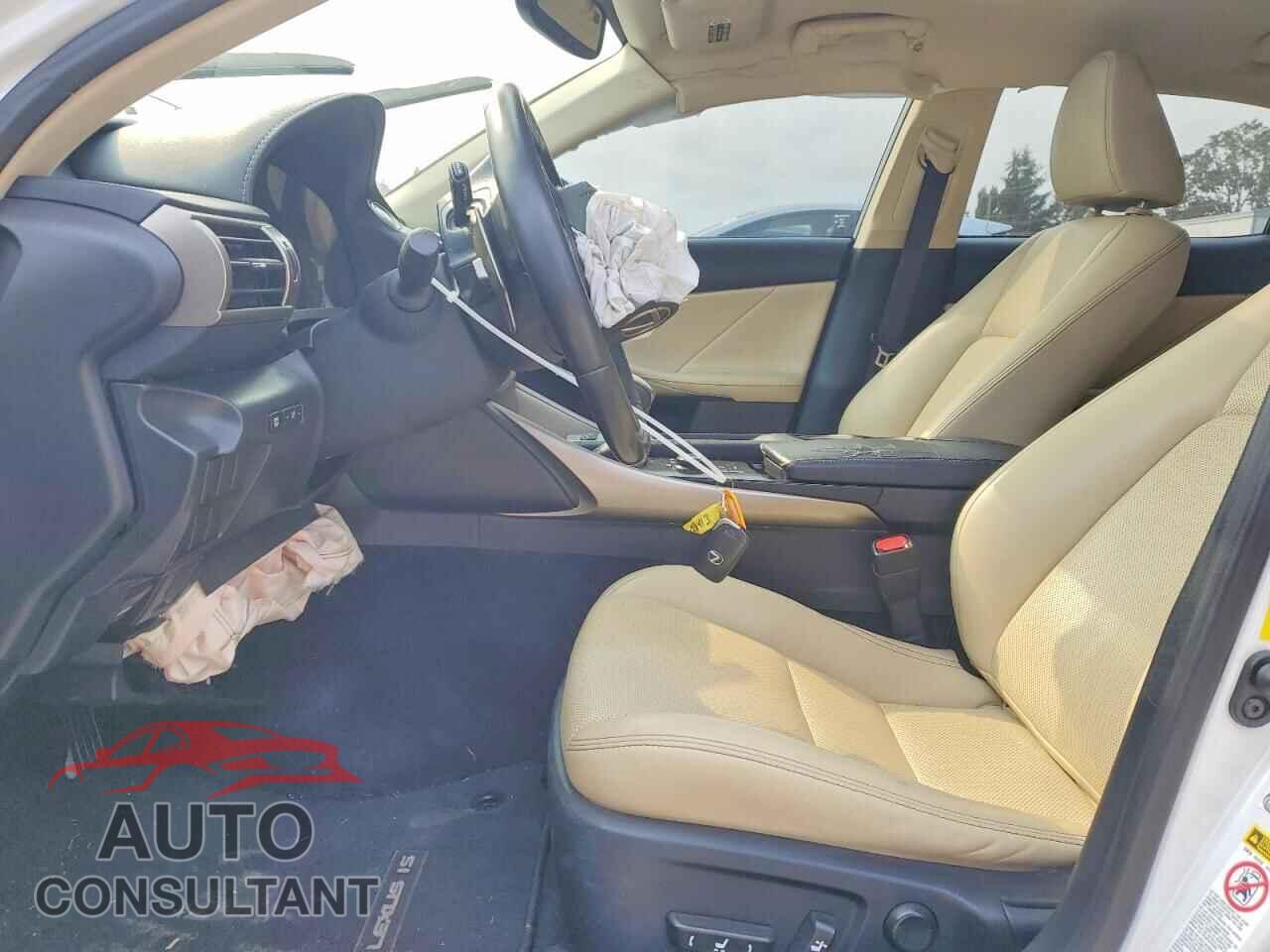 LEXUS IS 2014 - JTHCF1D21E5008467