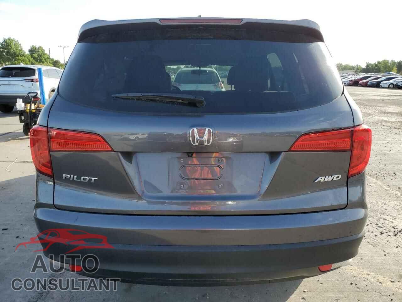 HONDA PILOT 2017 - 5FNYF6H32HB063486