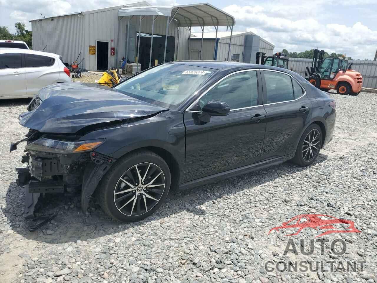 TOYOTA CAMRY 2021 - 4T1G11AK5MU582575