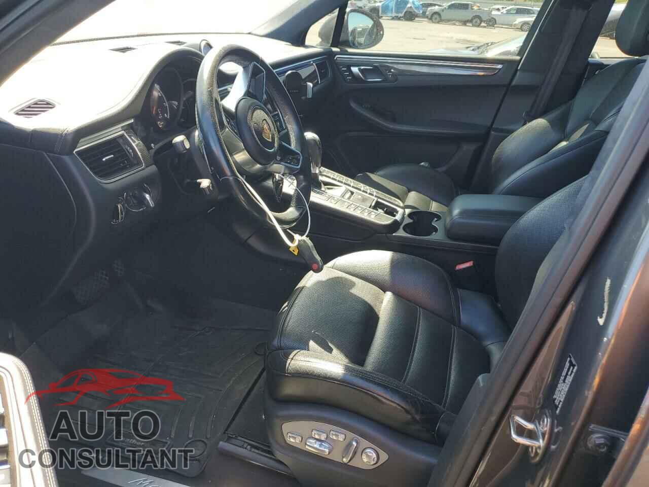 PORSCHE MACAN 2016 - WP1AF2A58GLB94633