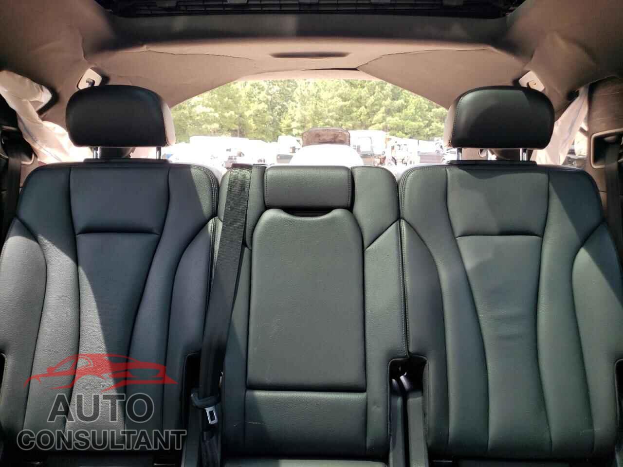 AUDI Q7 2019 - WA1AHAF79KD024603