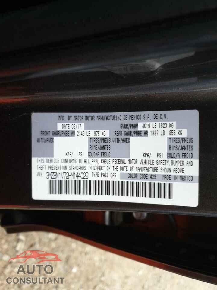 MAZDA 3 2017 - 3MZBN1V72HM144029