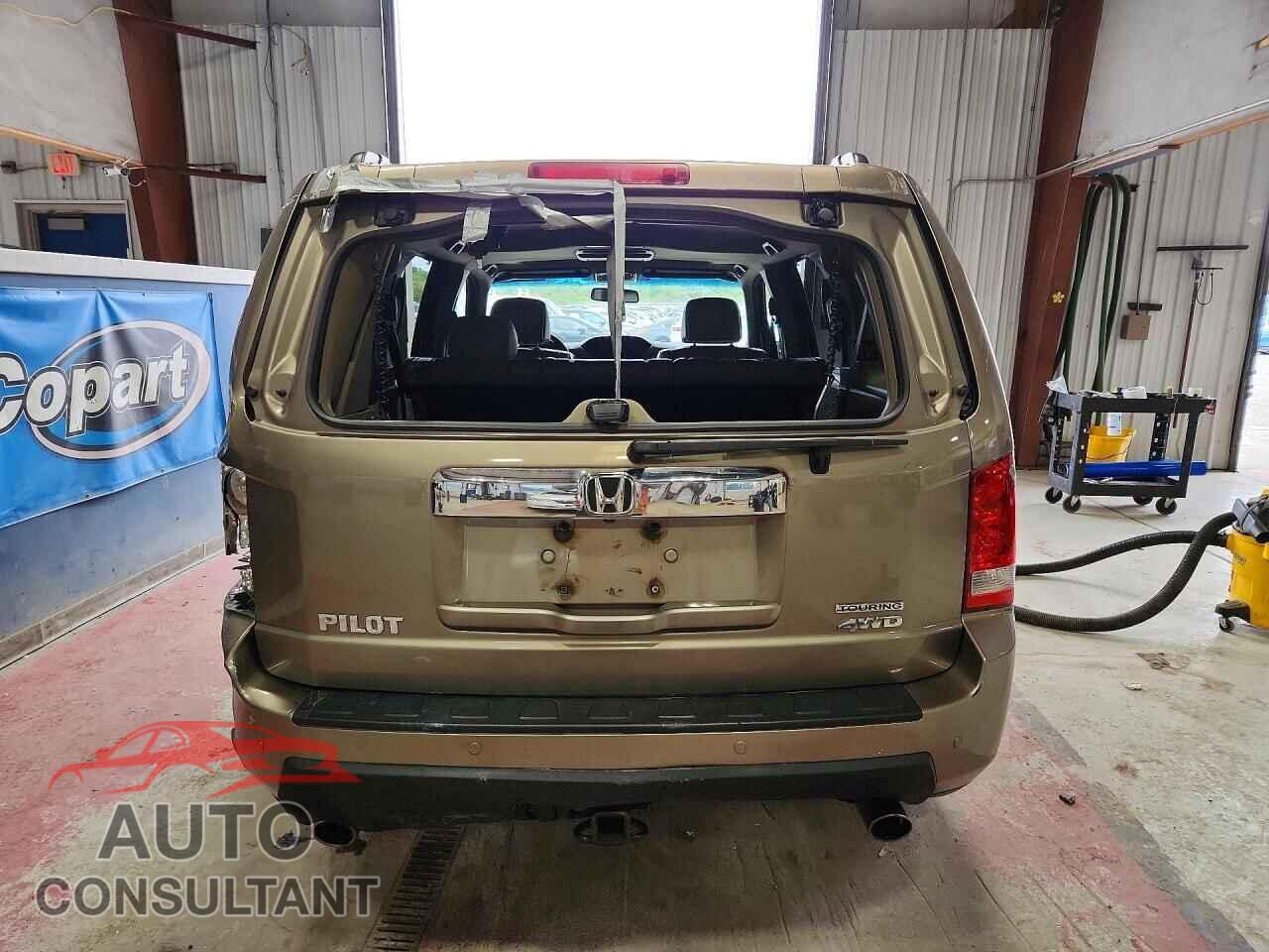 HONDA PILOT 2011 - 5FNYF4H97BB072037