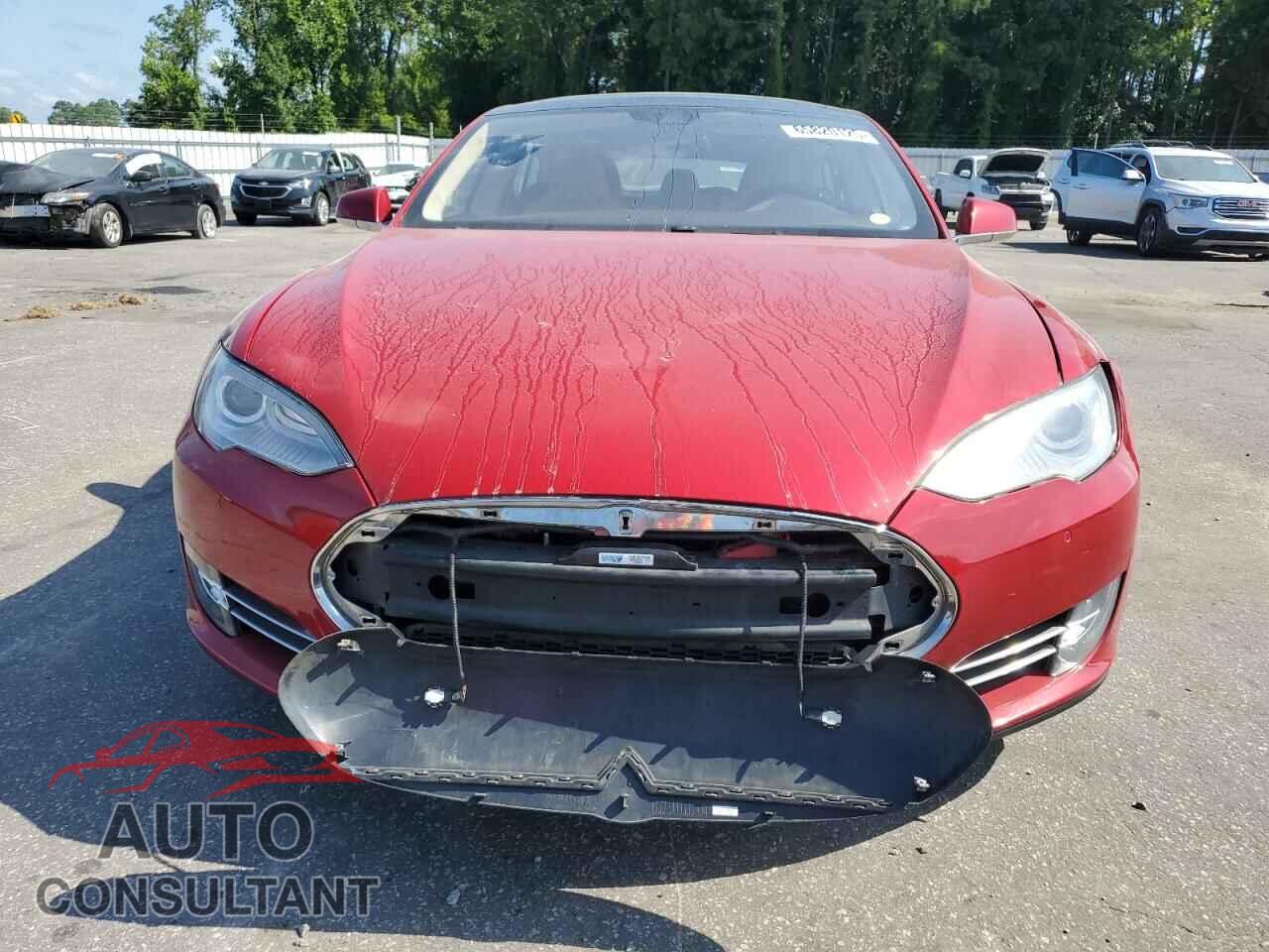TESLA MODEL S 2015 - 5YJSA1V21FF100219