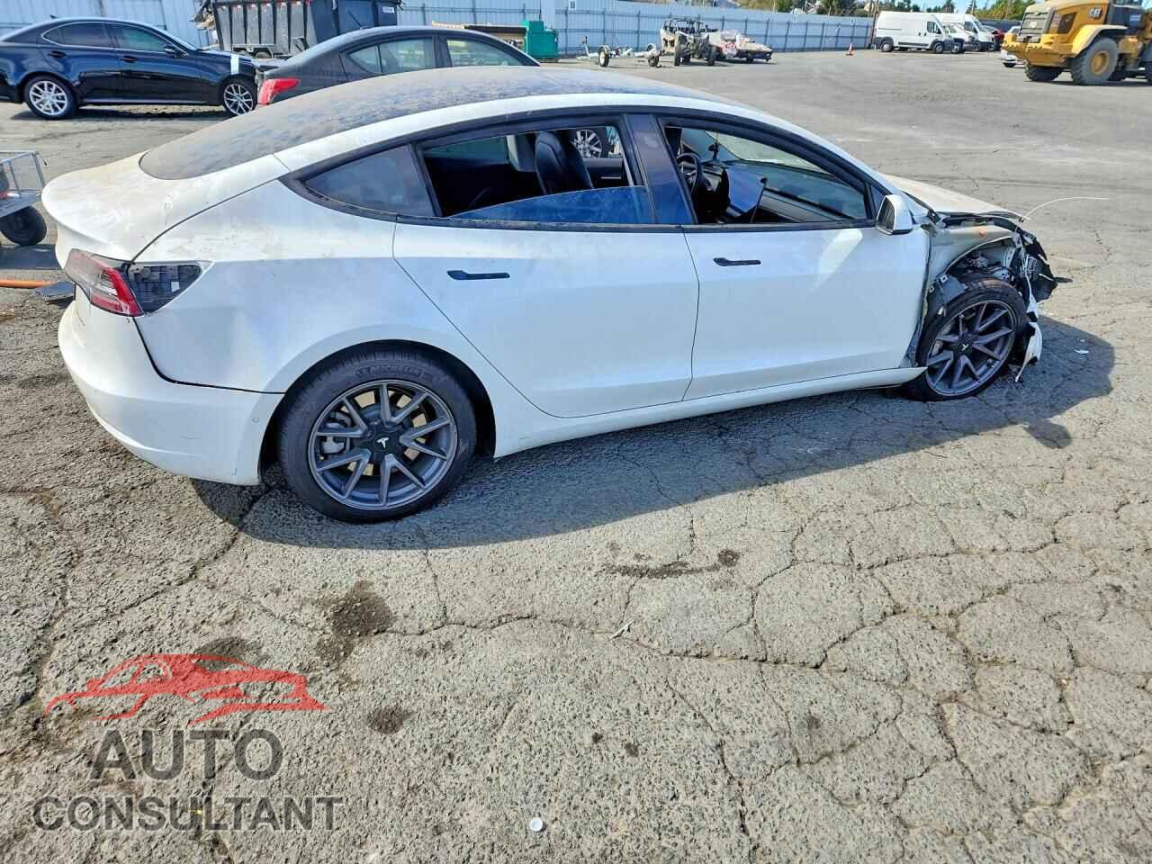TESLA MODEL 3 2021 - 5YJ3E1EBXMF027647