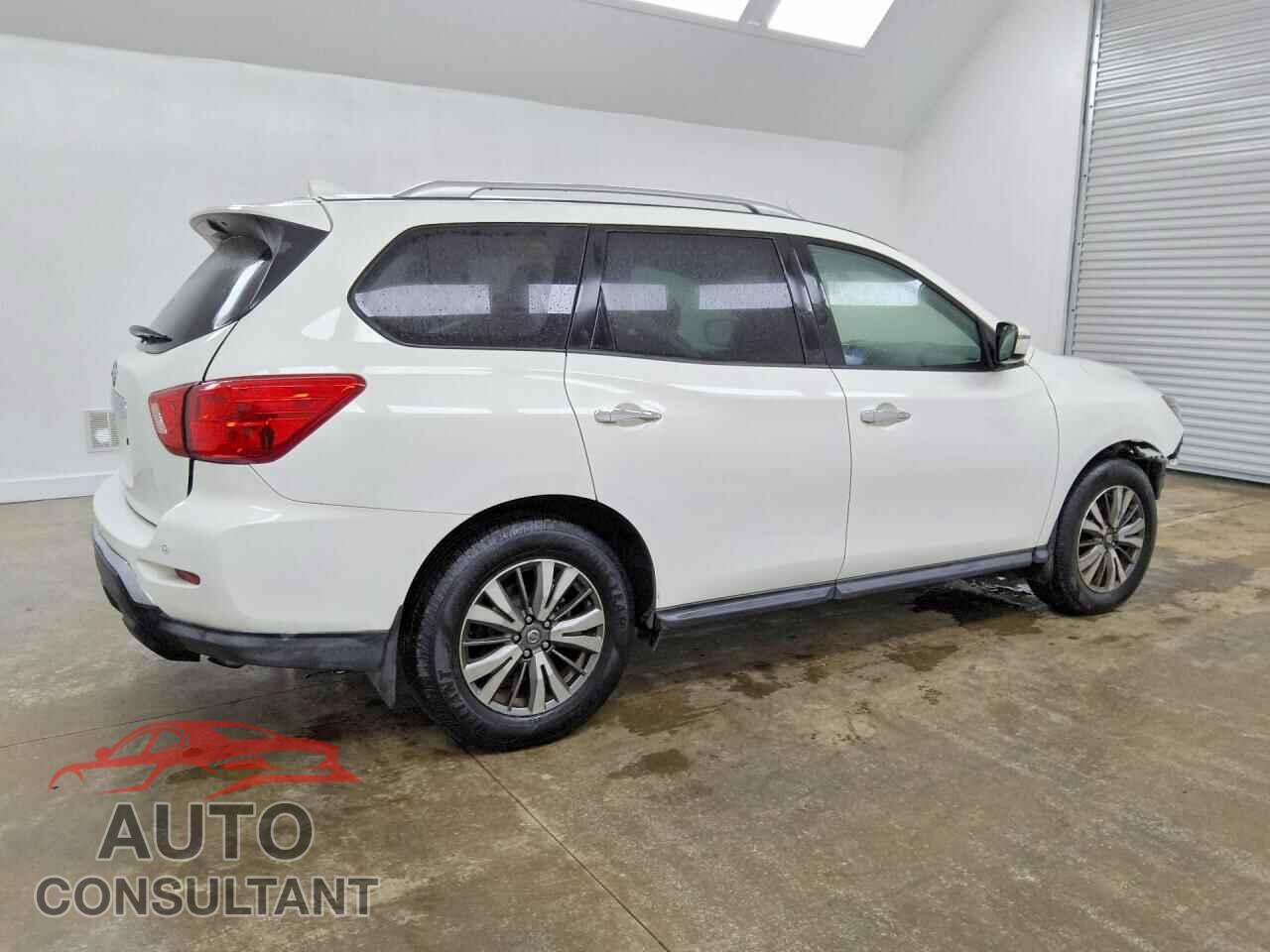 NISSAN PATHFINDER 2019 - 5N1DR2MN5KC653445