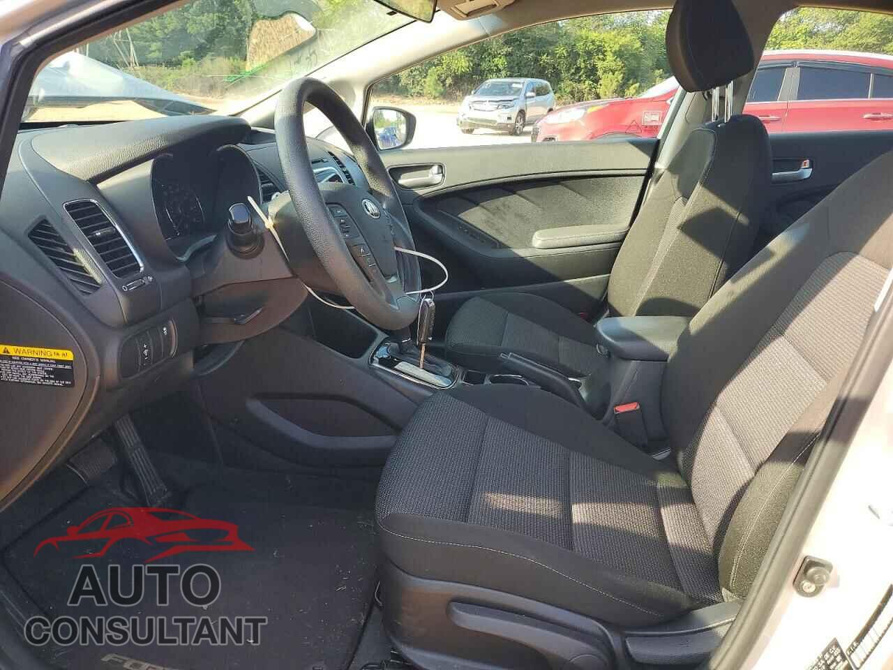 KIA FORTE 2017 - 3KPFK4A78HE096499