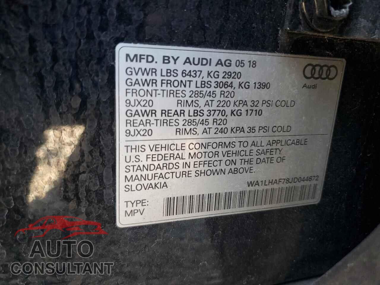 AUDI Q7 2018 - WA1LHAF78JD044672