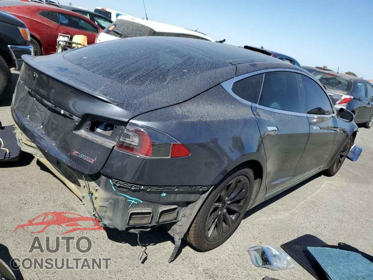 TESLA MODEL S 2017 - 5YJSA1E4XHF231055