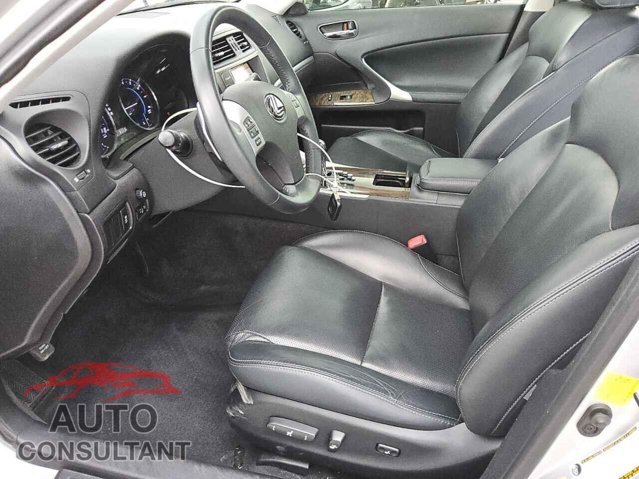 LEXUS IS 2012 - JTHBF5C29C5157758