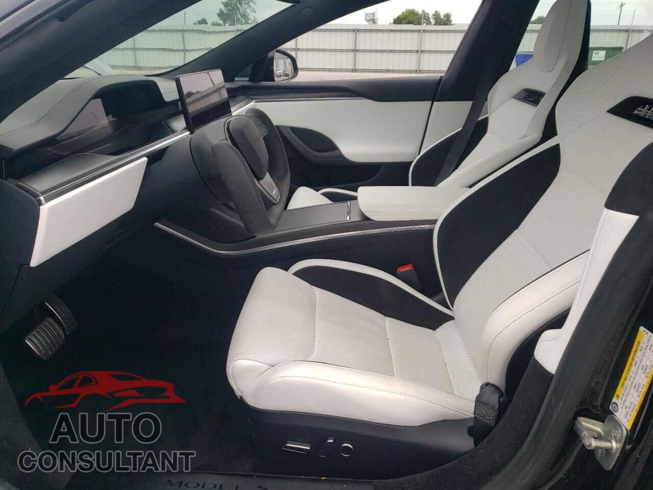 TESLA MODEL S 2024 - 5YJSA1E65RF541150