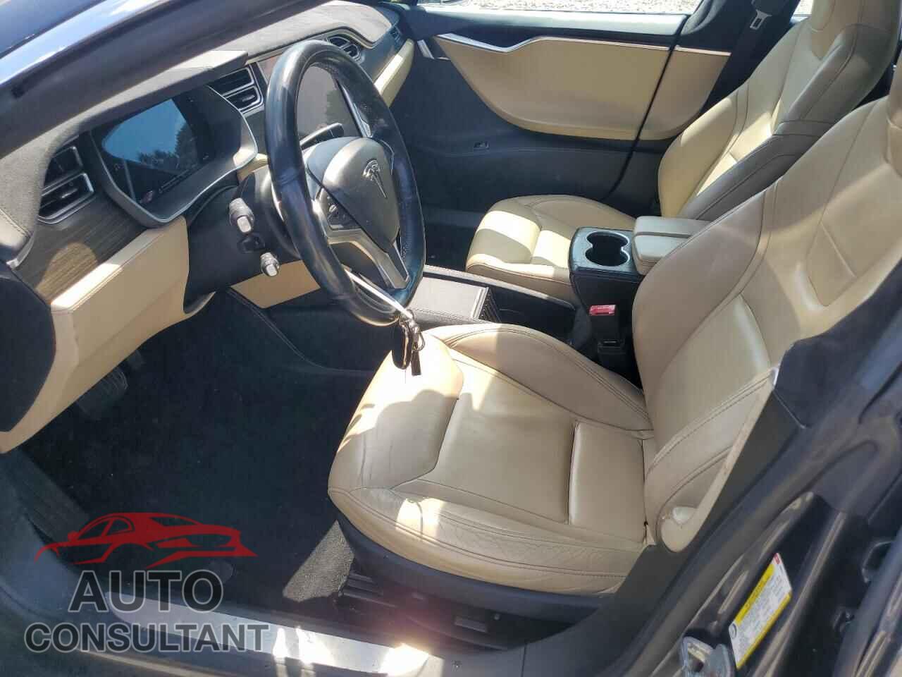 TESLA MODEL S 2015 - 5YJSA1E28FF109323
