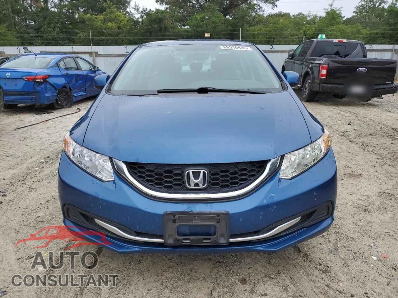 HONDA CIVIC 2013 - 2HGFB2F56DH546081