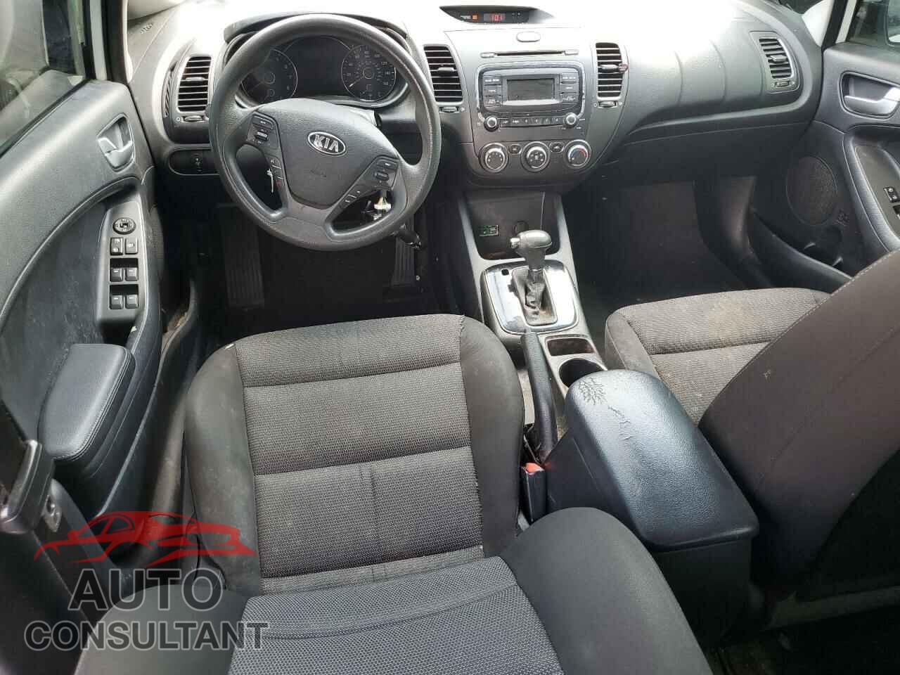 KIA FORTE 2017 - 3KPFK4A74HE060275