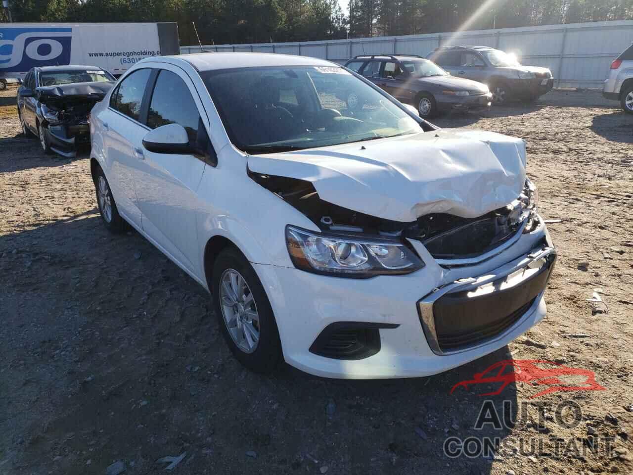 CHEVROLET SONIC 2019 - 1G1JD5SB4K4111918