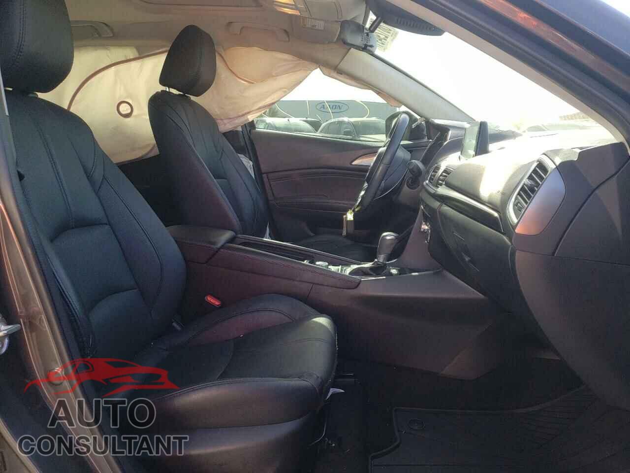 MAZDA 3 2017 - 3MZBN1W37HM129683