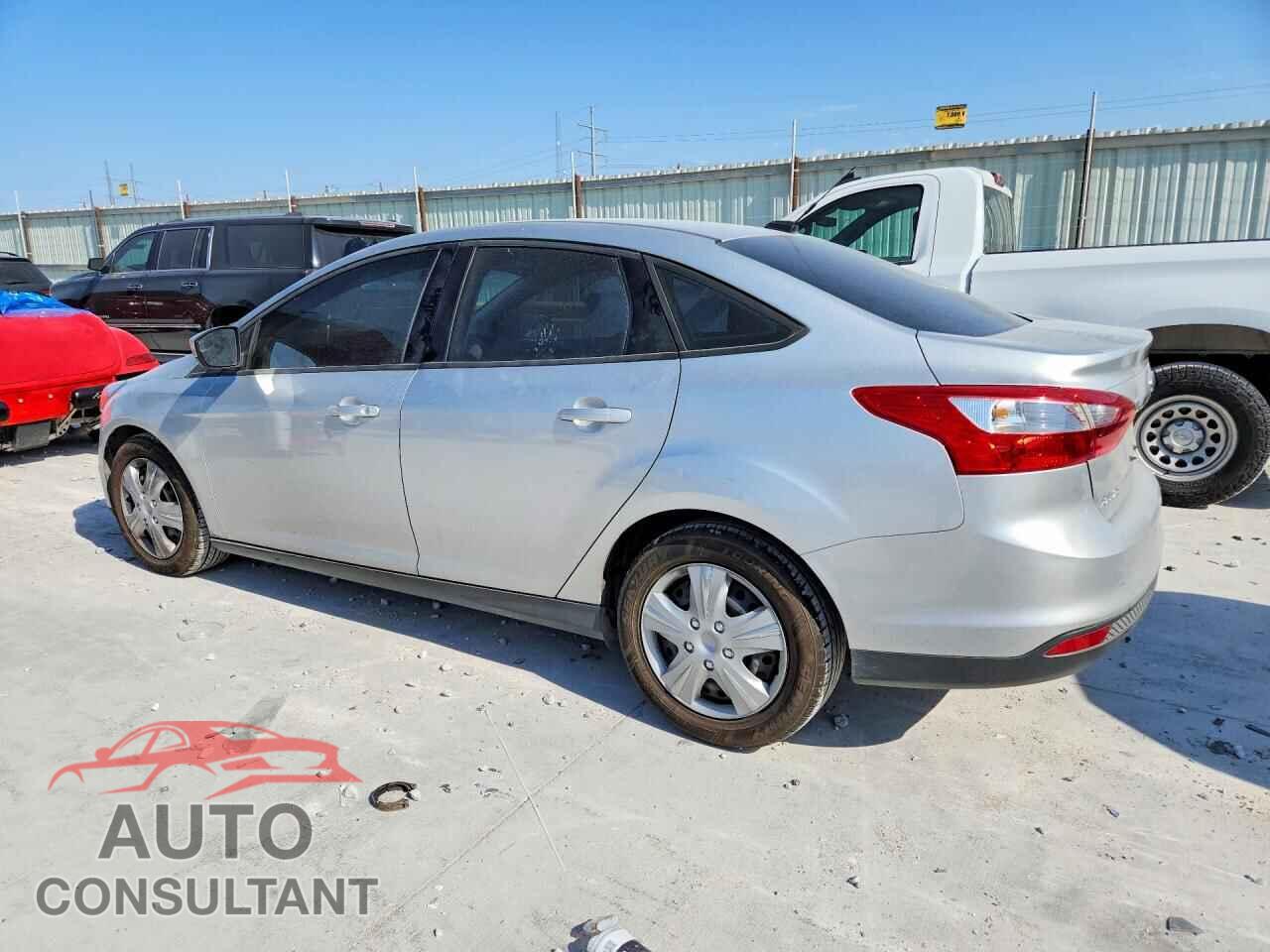 FORD FOCUS 2012 - 1FAHP3F27CL461956