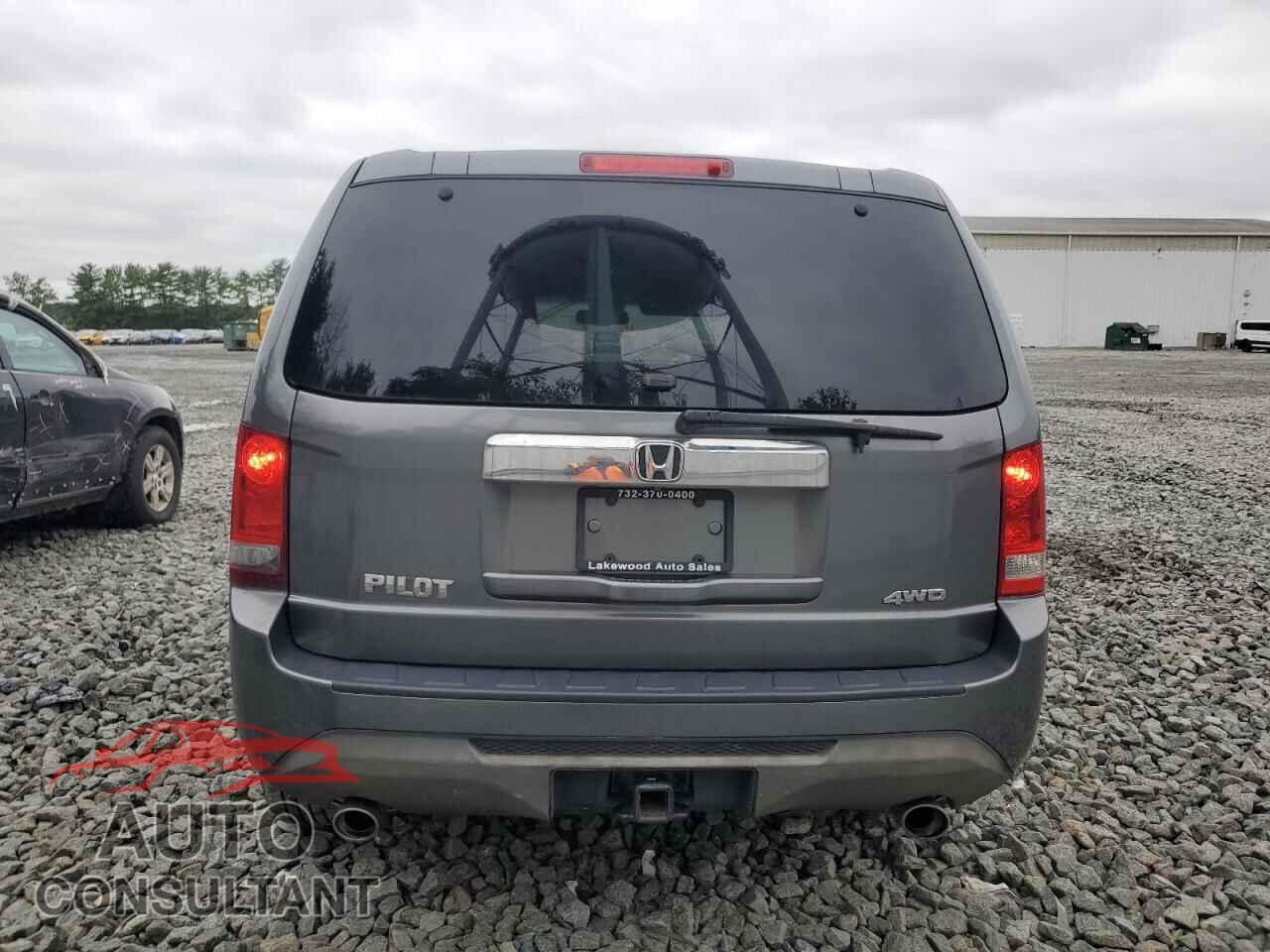 HONDA PILOT 2013 - 5FNYF4H79DB062143