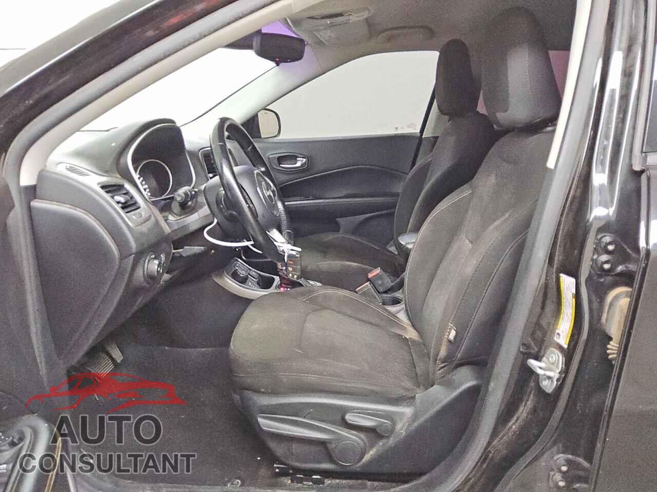 JEEP COMPASS 2020 - 3C4NJDAB3LT197327