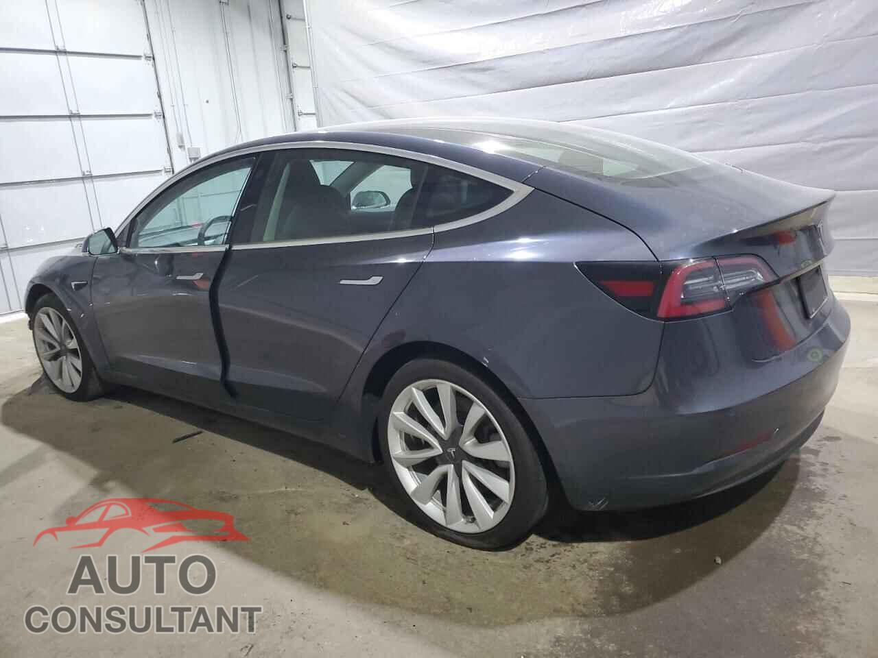 TESLA MODEL 3 2019 - 5YJ3E1EB4KF512038