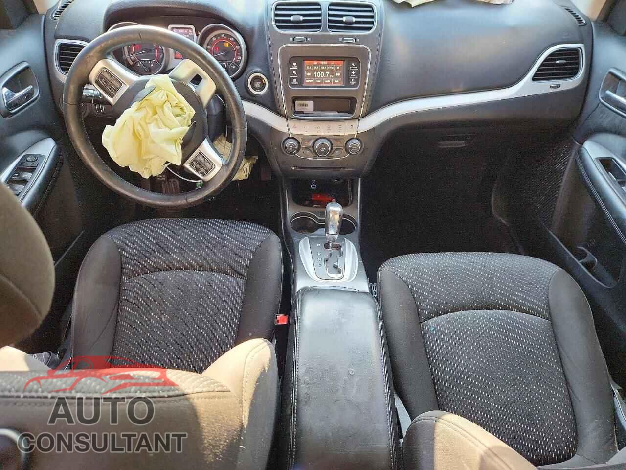 DODGE JOURNEY 2017 - 3C4PDCGGXHT562686