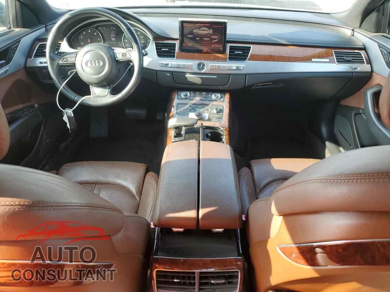 AUDI A8 2011 - WAUAVAFD2BN020808