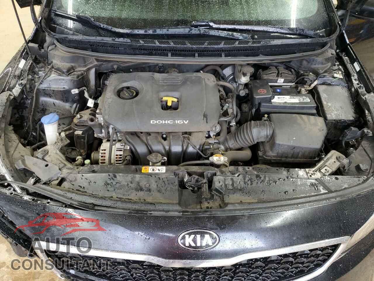 KIA FORTE 2018 - 3KPFK4A75JE219844